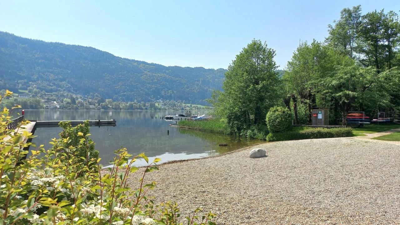 Karl Haus Kmb Seeappartement Am Ossiacher See Mit Direktem Seezugang, Hallenbad, Skizentrum Gerlitzen Bodensdorf Luaran gambar